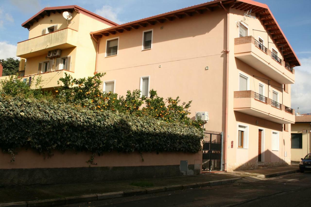 La Casa Dei Nonni Villa อีเกลเซียส ภายนอก รูปภาพ