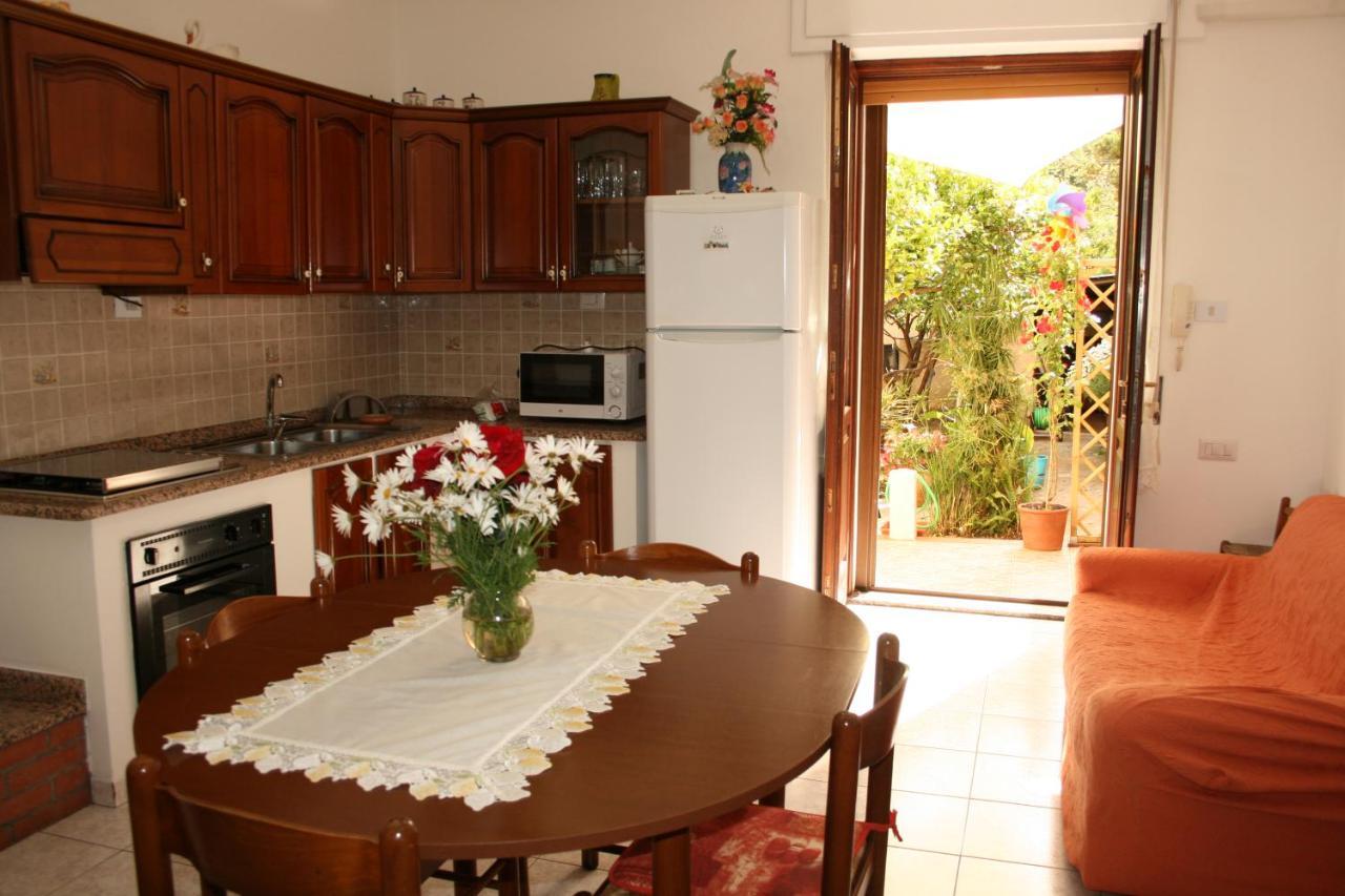La Casa Dei Nonni Villa อีเกลเซียส ภายนอก รูปภาพ
