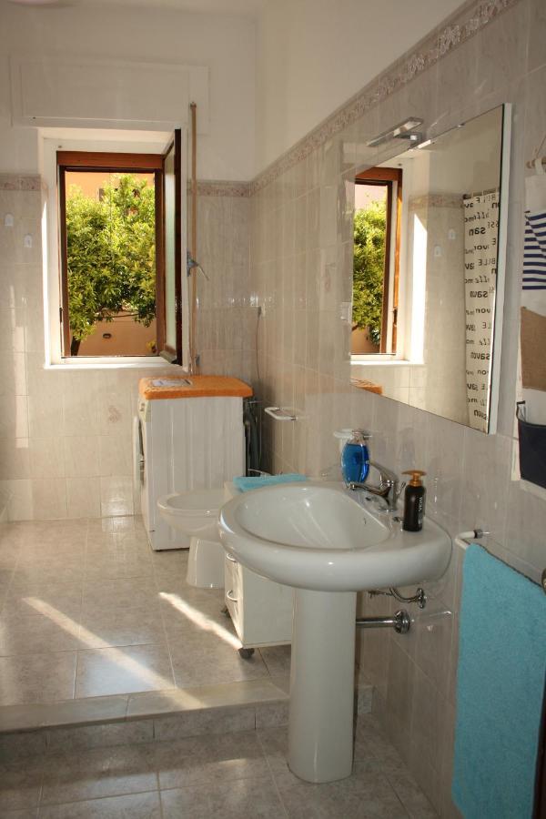 La Casa Dei Nonni Villa อีเกลเซียส ภายนอก รูปภาพ